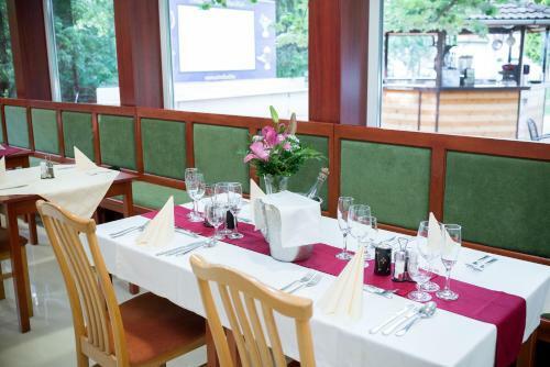 Szindb�d Wellness Hotel