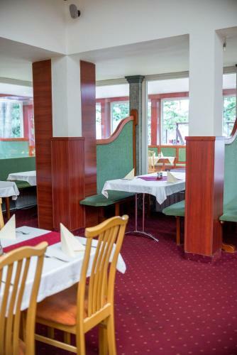 Szindb�d Wellness Hotel