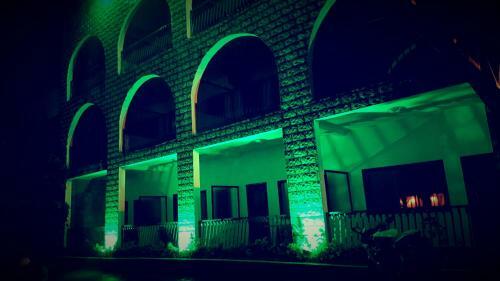 Riviera Tauyah Hotel