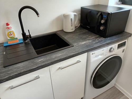 Luxury Apartment Private House And Parking Netflix