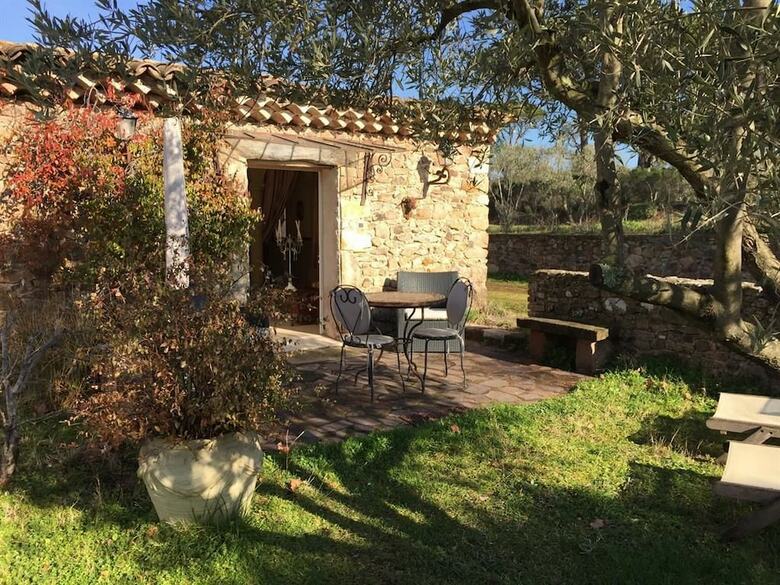 Bed & Breakfast Le Mas Du Centaure