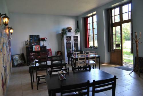 Hostal Relais Des Caill�res