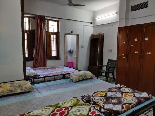 Hostal House No. 87