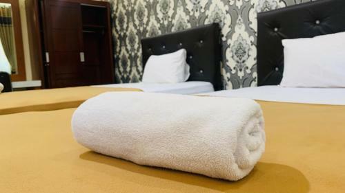 Asmi Hotel