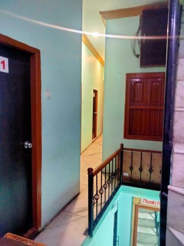Hotel Adarsh Palace