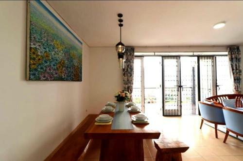 Villa Keluarga Resor Dago Pakar Bandung - Dengan View Bukit