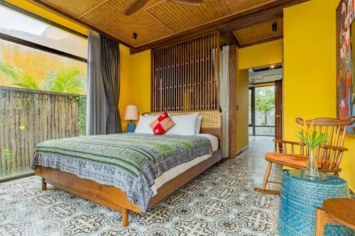 An Bang Beachfront May Villa