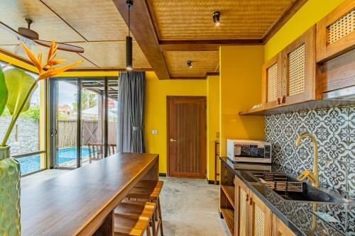 An Bang Beachfront May Villa