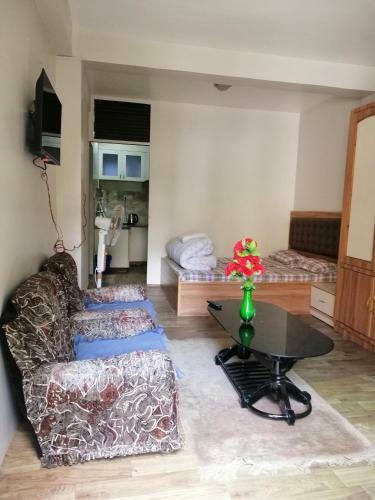 Bed & Breakfast A Newa Home