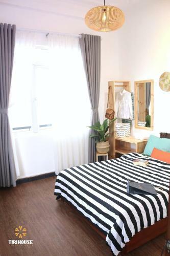 Hotel Tiri House