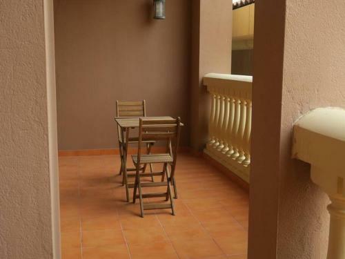 Lovely 1 Bed Served Apartment With Pool