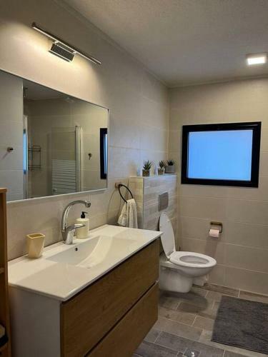 Wonderfull Village Villa Near The Beach