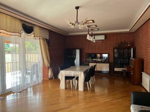 Hostal Riva Seaside House