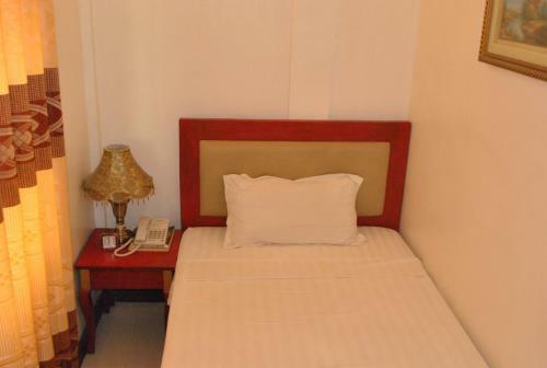 Hotel Dragon Home Inn