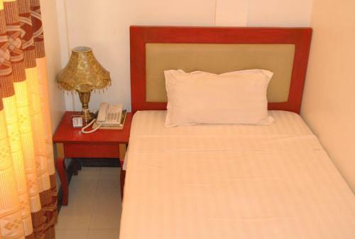 Hotel Dragon Home Inn
