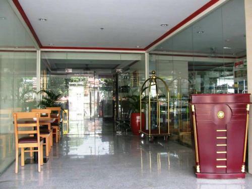 Hotel Dragon Home Inn