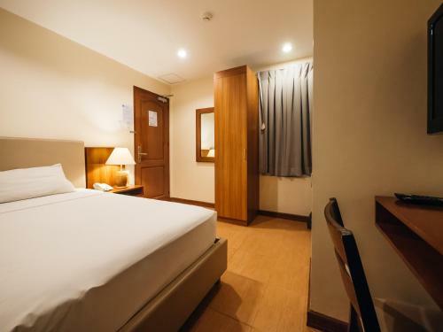 The Well Hotel