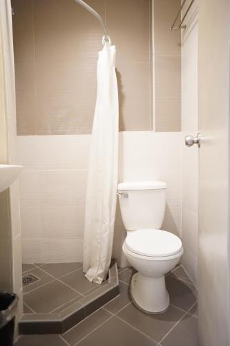 Hotel The Center Suites