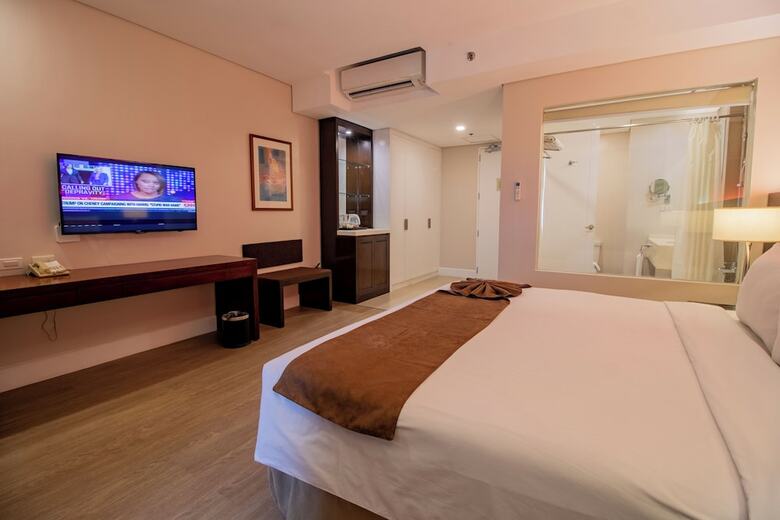 Harolds Hotel