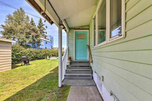 Pet-friendly Anchorage Gem Walkable Location