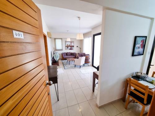 Sunset Springs Apartment