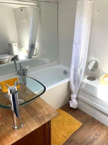 Apartamento Superbe Appartement de Caract�re Au Calme