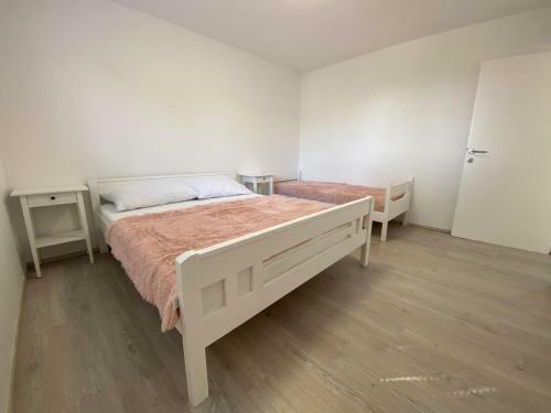 Dorothy Apartman Vir