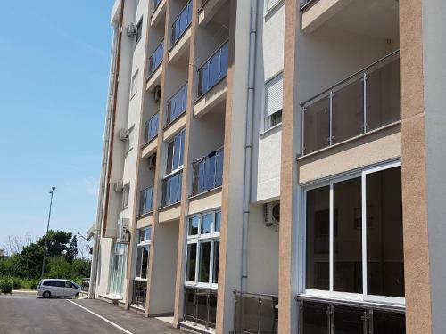 Apartments Leo