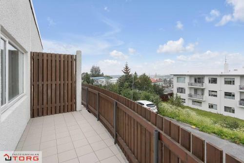 Apartamento Private Home With Good Parking And Balconies
