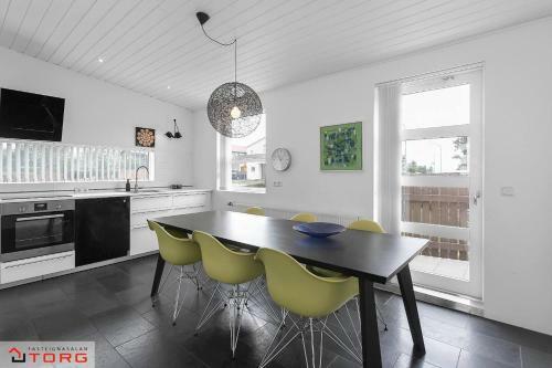 Apartamento Private Home With Good Parking And Balconies