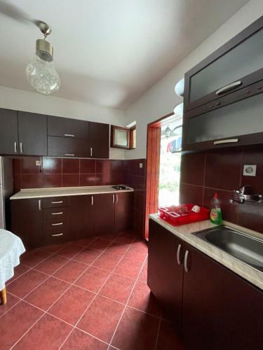 Apartment Ceman 2