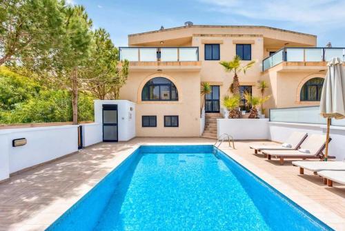 Villa Sardinella