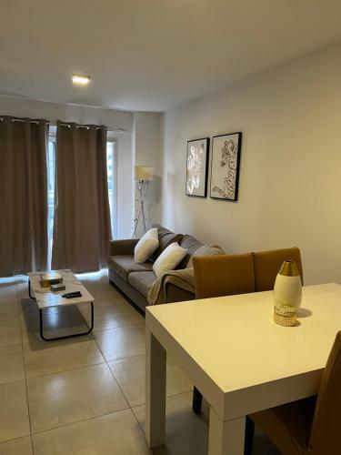 Apartamento Departamento C�ntrico Neuquen Capital