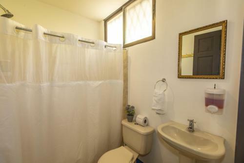 Armonia #7 - Beautiful Spacious 2br Apartment In Playas Del Coco