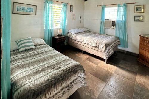 - Rancho Portal Del Mar - Entire Beachfront House