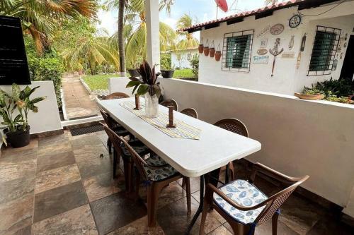 - Rancho Portal Del Mar - Entire Beachfront House