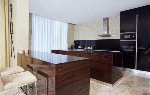 Apartamento Amazing Two Bedroom Deluxe Executive Suite Space Available