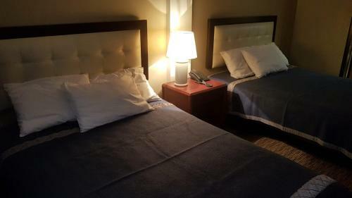 Akros Rooms