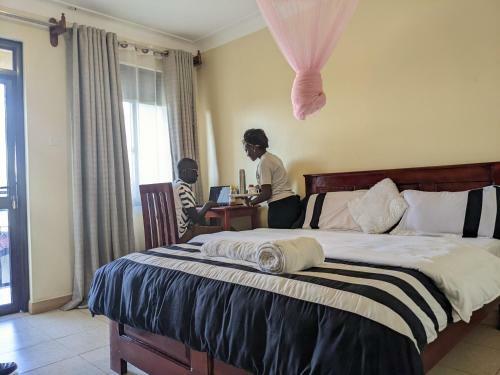 Kasenene Legacy Hotel