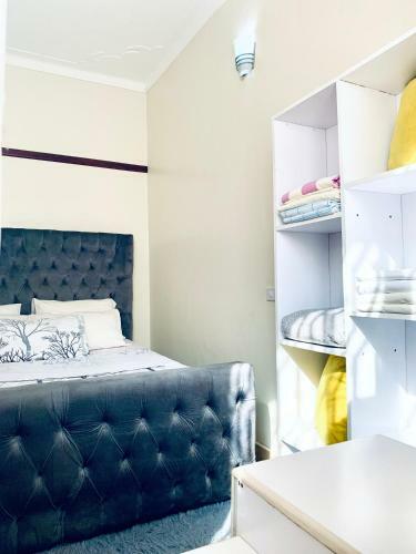 Xane's Comfy Apartment Bukoto