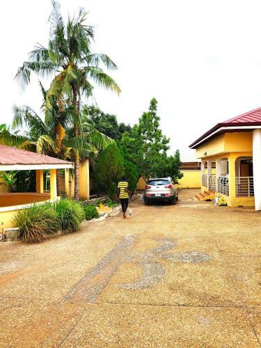 Shanti Lodge