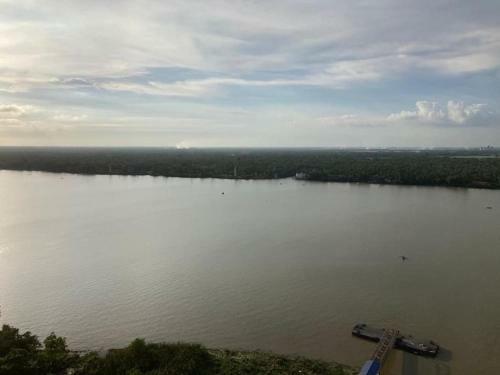 Apartamento River Facing Lovely 3br Condo