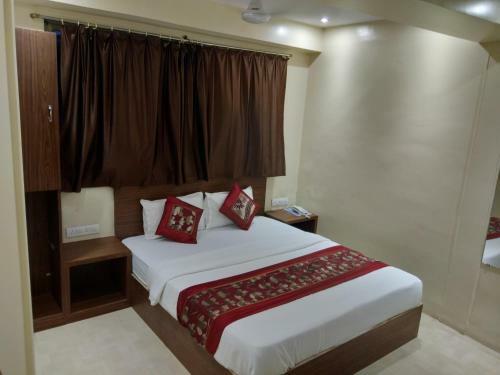 Rk Hotel