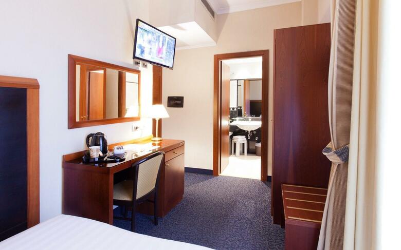 Smooth Hotel Rome West
