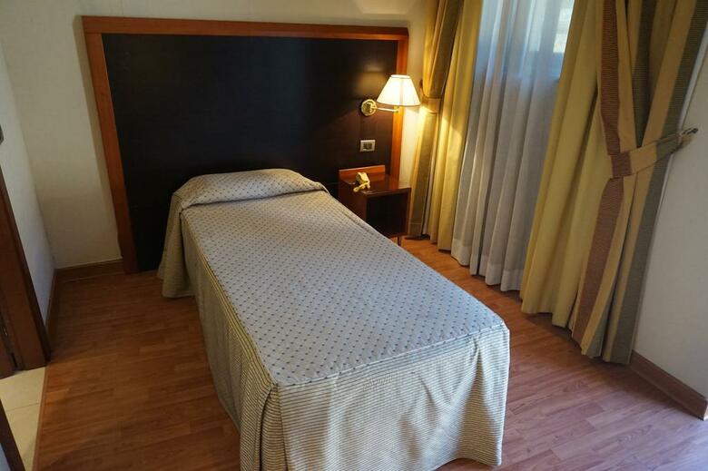 Smooth Hotel Rome West