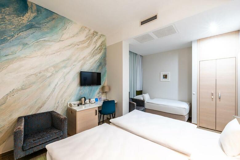 Atrium Fashion Hotel