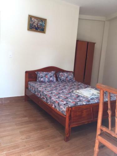Nh� Ngh? Thanh Tr�