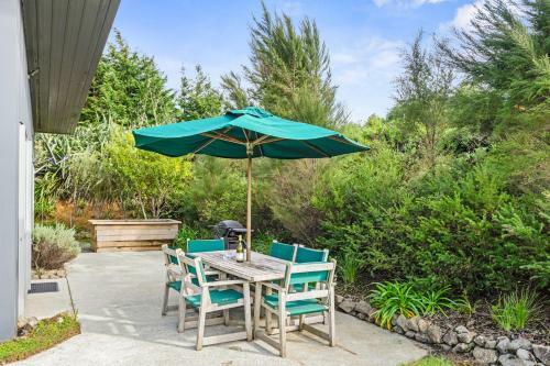 Sea View Cottage - Ruakaka Holiday Cottage