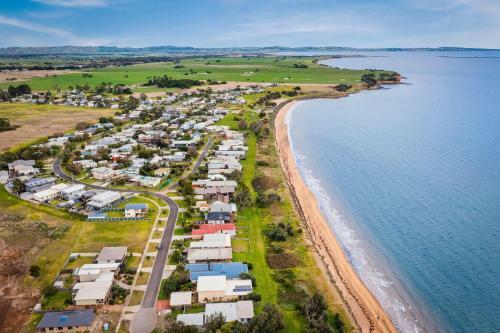 Madeit In Coronet Bay