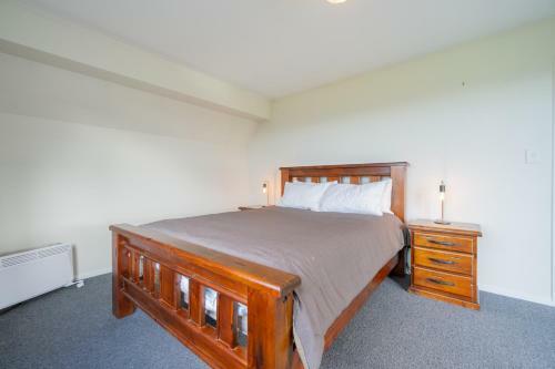 Acheron Homestead - Te Anau Holiday Home